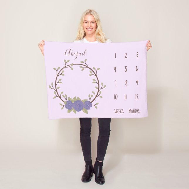 Couverture Polaire Cute Lilac Floral Wreath Baby Milestone (En situation)