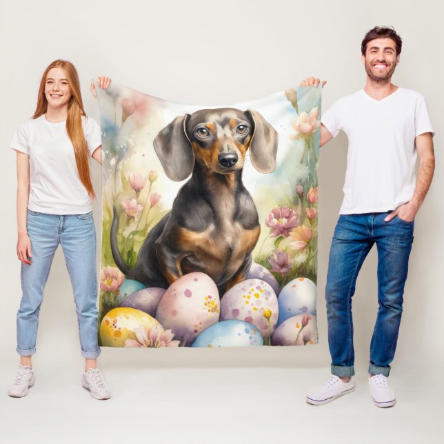 Couverture Polaire Dachshund avec œufs de Pâques (En situation)