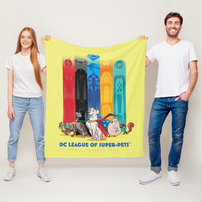 Couverture Polaire DC League of Super-Pets Metropolis Towers (En situation)