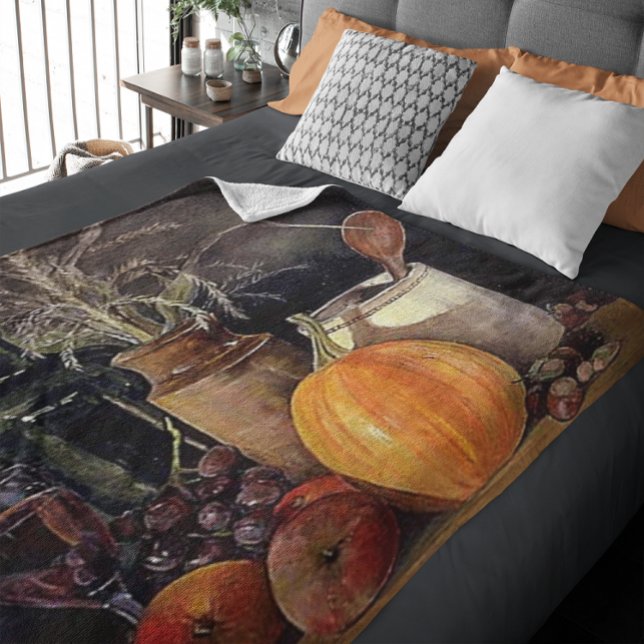 Couverture Polaire Décorations d'automne sur table, Citrouille, Fruit (Autumn Decorations on Table, Pumpkin, Fruit, Drink Fleece Blanket)
