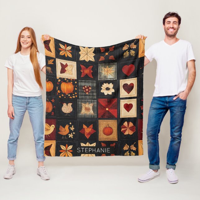 Couverture Polaire Denim Folk Art Quilt Motif | Patch d'automne rusti (En situation)