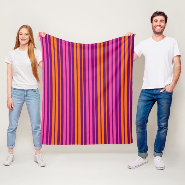 Couverture Polaire Design à rayures verticales rose orange violet   (En situation)