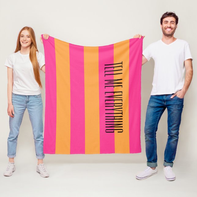 Couverture Polaire Dis-moi tout rose et orange (En situation)
