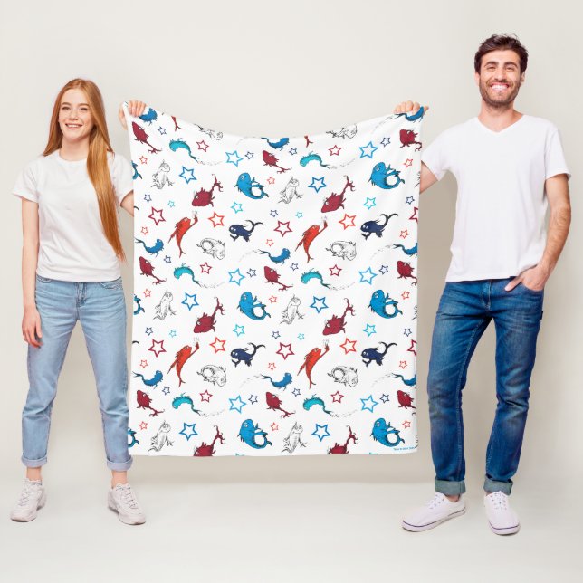 Couverture Polaire Dr. Seuss | Un Poisson Deux Poissons Motif Étoile (En situation)