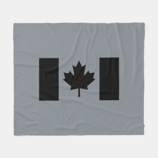 Couverture Polaire Drapeau canadien en graphisme noir