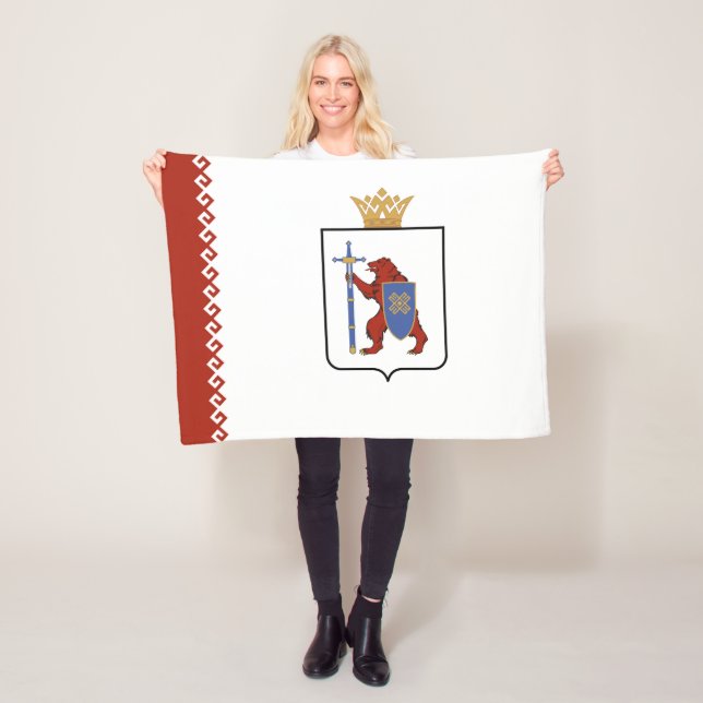 Couverture Polaire Drapeau de Mari El (En situation)