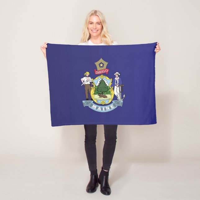 Couverture Polaire Drapeau d'État du Maine, États-Unis (En situation)