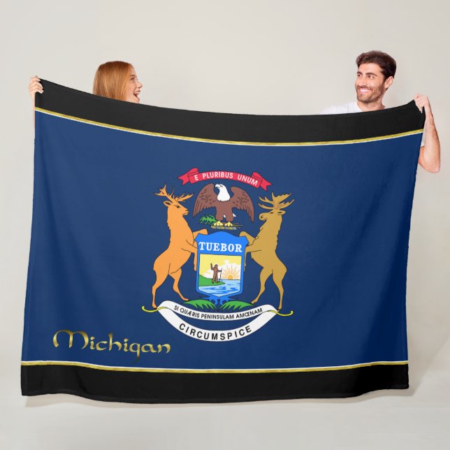 Couverture Polaire Drapeau du Michigan (En situation)