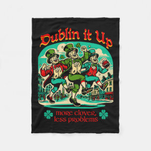 Couverture Polaire Dublin It Up - Irish Leprechauns Dancing