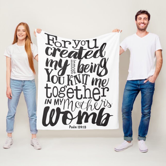 Couverture Polaire Elle est plus précieuse que Bijoux Proverbes Blanc (En situation)