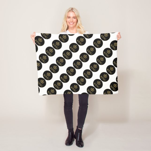 Couverture Polaire Emblème royal du roi et de la couronne (En situation)