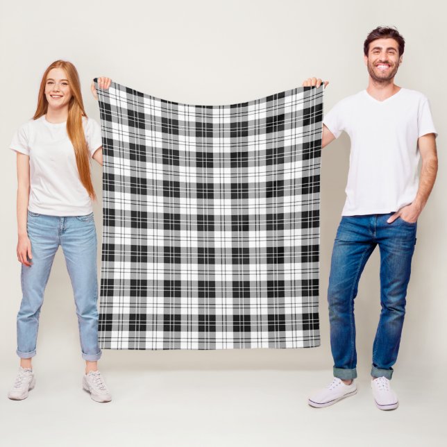 Couverture Polaire Erskine noir et blanc plaid (En situation)