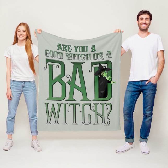 Couverture Polaire Es-Tu Une Bonne Sorcière Ou Une Mauvaise Sorcière  (En situation)