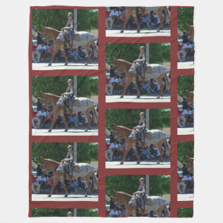 Couverture Polaire Évêque Mule Days Parade de 2018