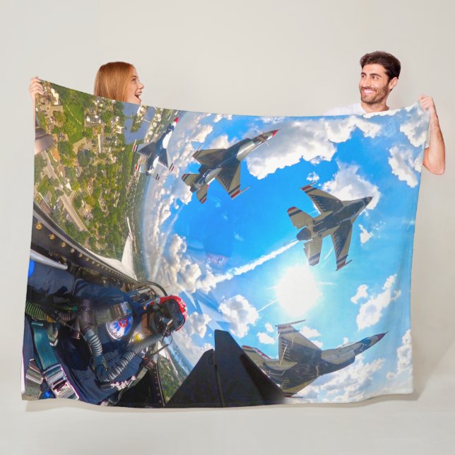 COUVERTURE POLAIRE FALCON DE COMBAT F-16C (En situation)
