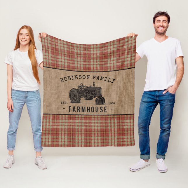 Couverture Polaire Family Farmhouse Rustic Tractor Red Plaid (En situation)