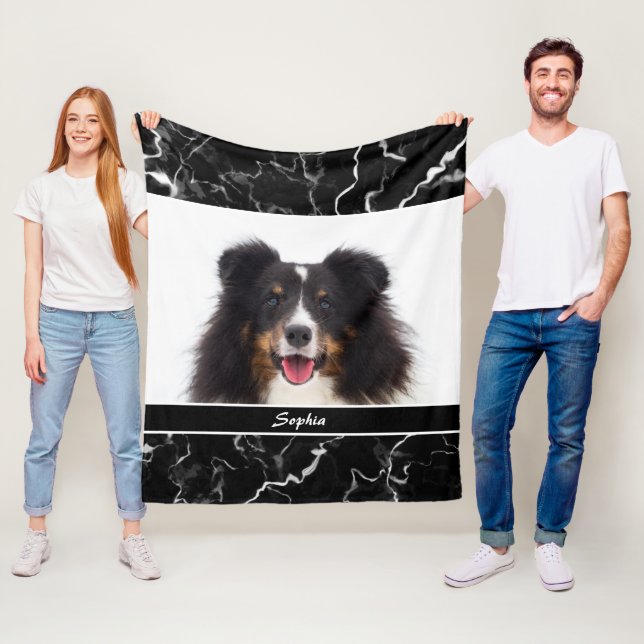 Couverture Polaire Faux Black Marble Look Custom Pet Modèle photo (En situation)