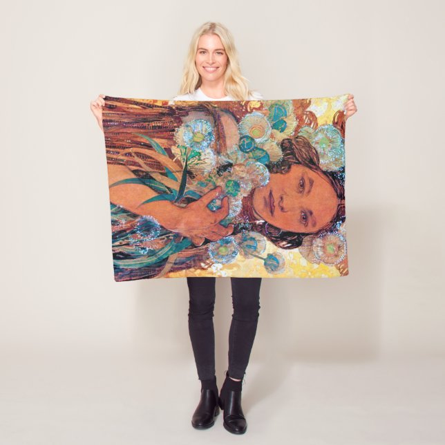 Couverture Polaire Femme amérindienne, Mucha (En situation)