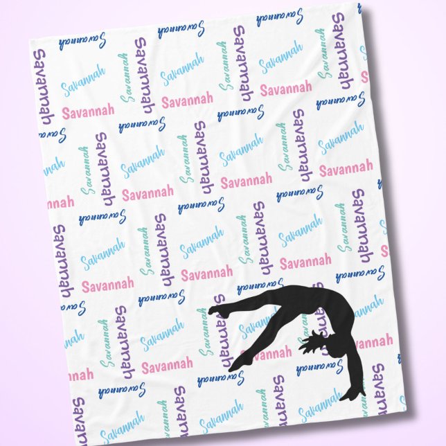 Couverture Polaire Fille Gymnastique Son Nom Plus De 6+ Caractère Lon (Specifically designed for longer character names this adorable fleece blanket has her name all over!)