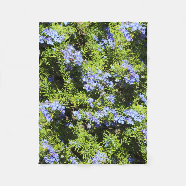 Couverture Polaire fleurs bleues de romarin sur le vert (Devant)