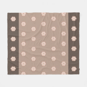 Couverture Polaire Fleurs de cœur élégantes sur fond marron et beige
