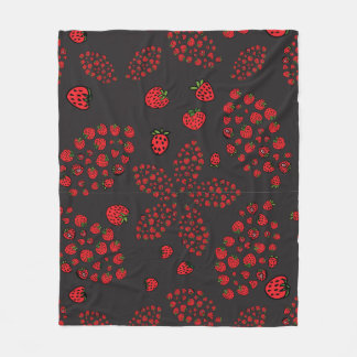 Couverture Polaire fleurs de fraise sur noir