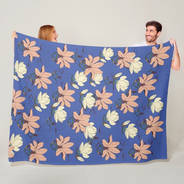 Couverture Polaire Fleurs de Magnolia (En situation)