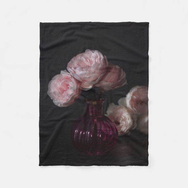 Couverture Polaire Fleurs | Pale Pink Peonies dans Vase (Devant)