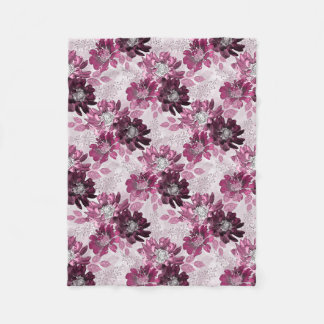 Couverture Polaire Fleurs roses et bordeaux sur rose poussiéreux