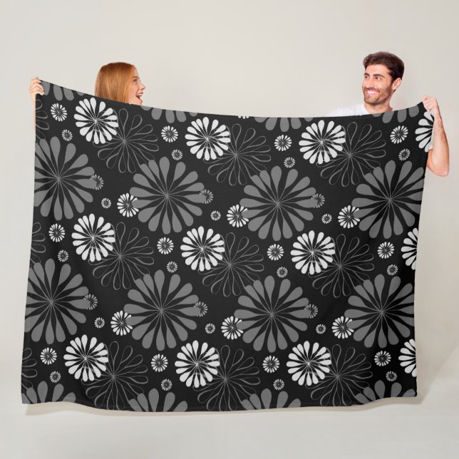 Couverture Polaire Floral noir et blanc rétro (En situation)