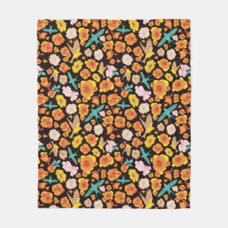 Couverture Polaire Flore printanière luxuriante et oiseaux sur arrièr