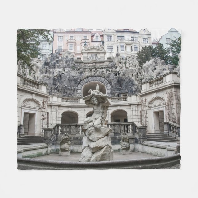 Couverture Polaire Fontaine avec statue de Neptune à Prague (Devant (Horizontal))