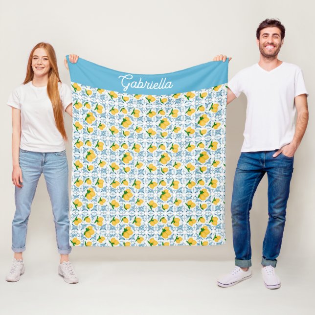 Couverture Polaire French Country Lemon Blue Tile Pattern (En situation)