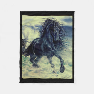 Couverture Polaire Frison, l'étalon noir de beauté, mer orageuse