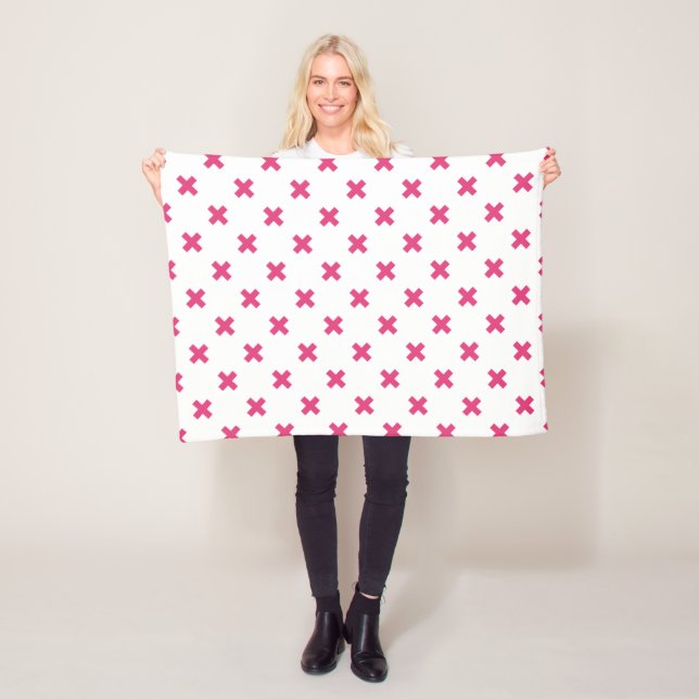 Couverture Polaire Fuchsia croix sur le blanc (En situation)