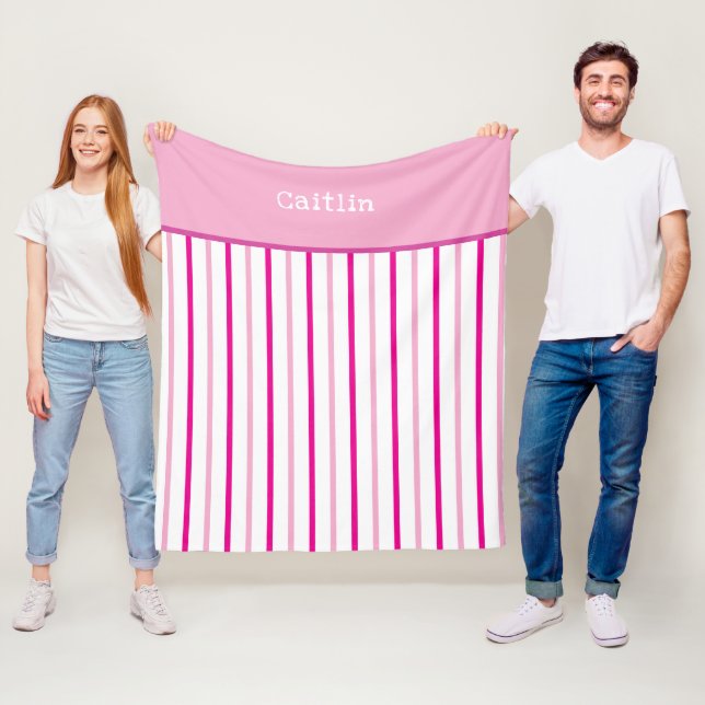 Couverture Polaire Girl Pastel Rose White Stripes Nom (En situation)