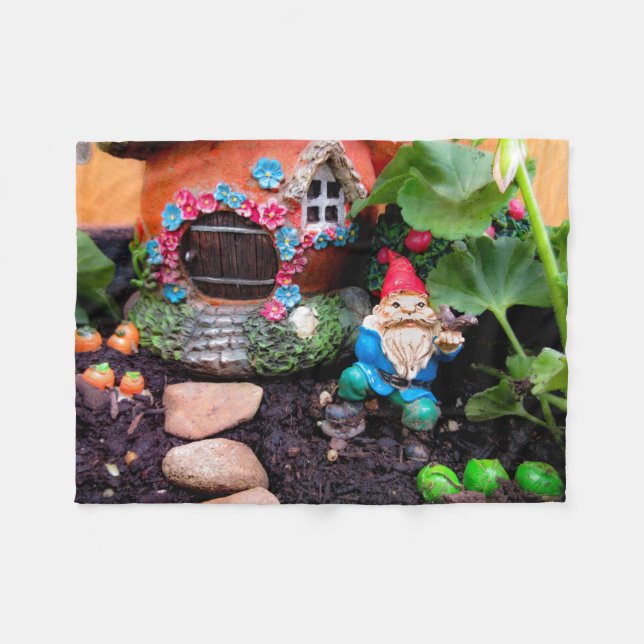 Couverture Polaire Gnome géranium 01 (Devant (Horizontal))