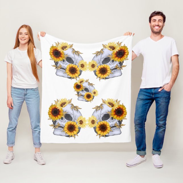 COUVERTURE POLAIRE GOLDEN BLOOM SKULL (En situation)