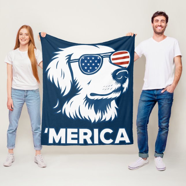 Couverture Polaire Golden Retriever 4 juillet Merica (En situation)