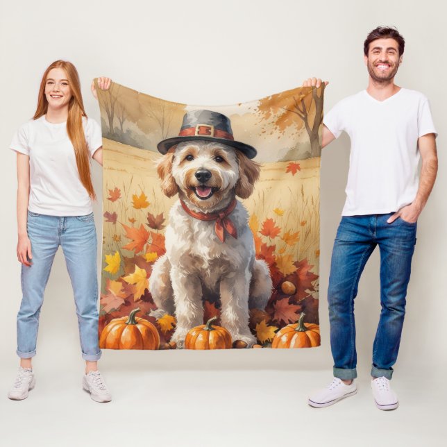 Couverture Polaire Goldendoodle dans les feuilles d'automne, l'art de (En situation)