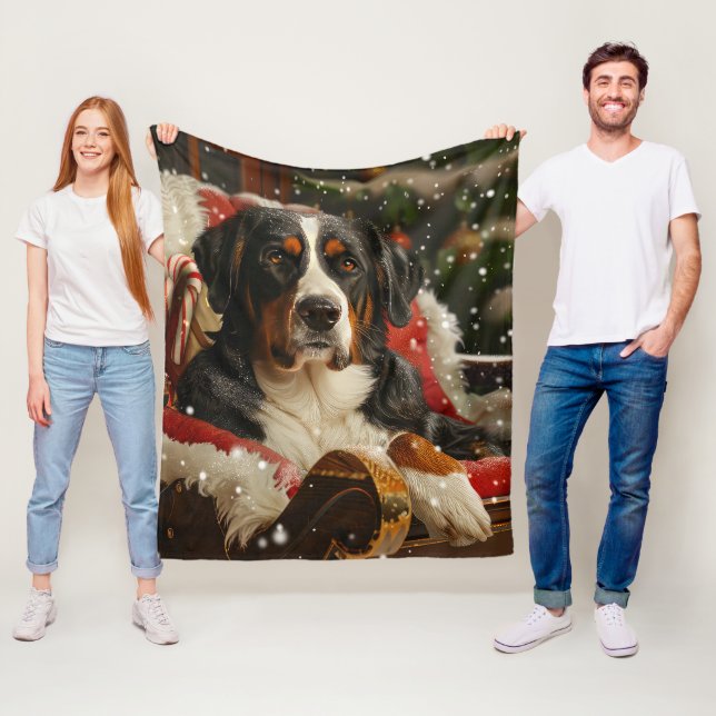 Couverture Polaire Grand Bouvier Suisse de Noël Festif (En situation)