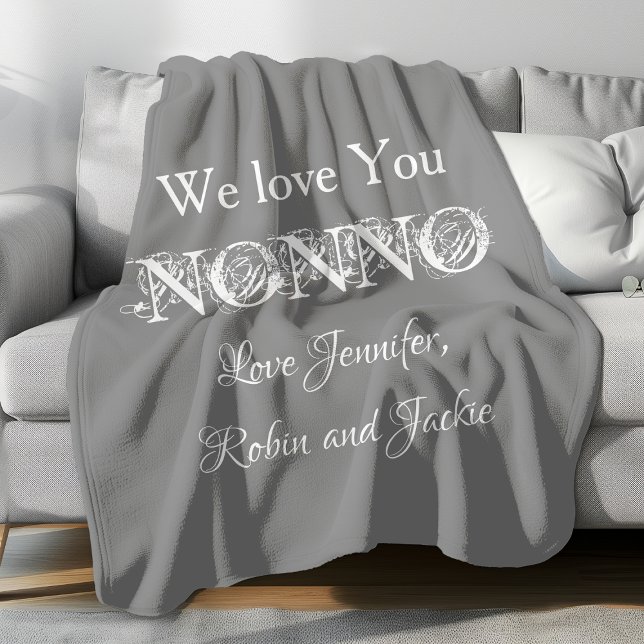 Couverture Polaire Grand-père NONNO Personnalisé Noms Moderne Cute ("We Love You NONNO" personalized gray fleece blanket.)