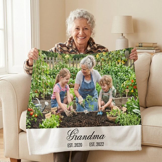 Couverture Polaire Grandma Established Personalized Photo Gift (Grandma Established Personalized Photo Gift Fleece Blanket)