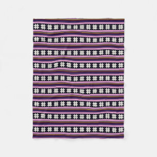 Couverture Polaire Graphique croisé de point tricoté par Nordic de