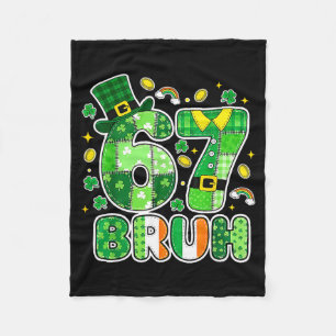 Couverture Polaire Graphisme de la Saint-Patrick Bruh 67 avec des trè