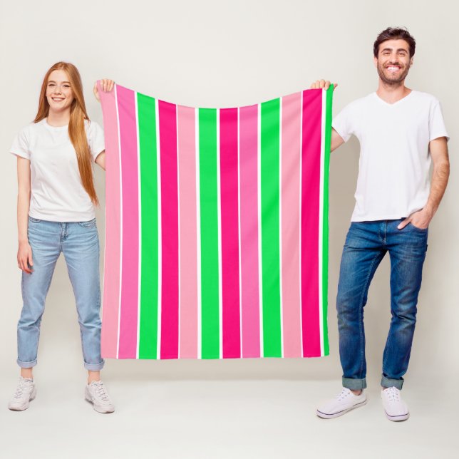 Couverture Polaire Gras roses et vertes (En situation)