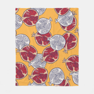 Couverture Polaire Grenade dessinée : Motif Vintage fait main