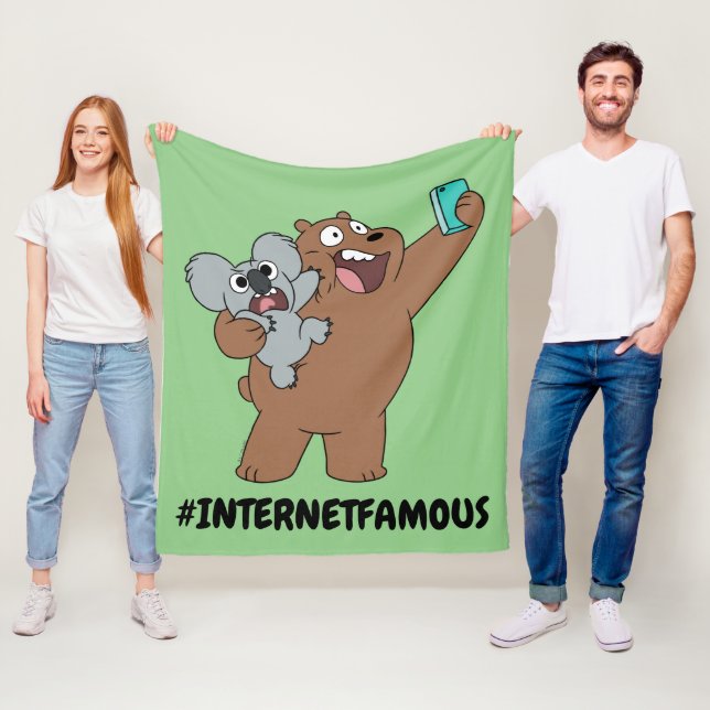 Couverture Polaire Grizz & Nom Nom - #InternetFamous (En situation)