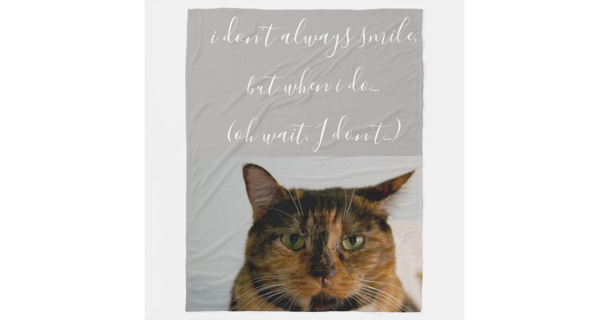 Couverture Polaire Gros Chat Avec L Attitude Je Ne Souris Pas Zazzle Fr