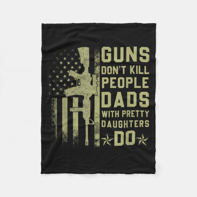 Couverture Polaire Guns Don't Kill People Dads With Pretty Daughters  (Devant)